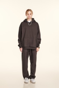 Set due pezzi di <span class=keywords><strong>felpe</strong></span> e pantaloni sportivi in cotone 100% dei pesi massimi <span class=keywords><strong>con</strong></span> <span class=keywords><strong>cappuccio</strong></span> e pantaloni sportivi stile Streetwear - Product Image 2