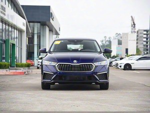 <span class=keywords><strong>Prix</strong></span> d'usine 2025 <span class=keywords><strong>Skoda</strong></span> <span class=keywords><strong>Octavia</strong></span> Pro TSI280 Édition Confort Luxe Essence Voiture 5 Portes 5 Places <span class=keywords><strong>Berline</strong></span> Compacte 860km Longue Autonomie - Product Image 2