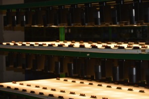 <span class=keywords><strong>Naruto</strong></span> — projecteur sur rail à Led 35w, éclairage à 4 fils, Cob de couleur noire, avec réglage de l'éclairage, 30w - Product Image 4