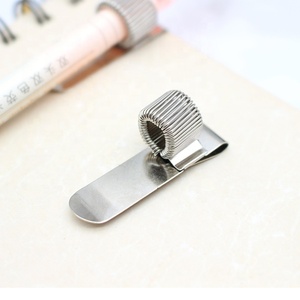Échantillon gratuit Porte-crayon à ressort rétractable en métal argenté Clip en acier inoxydable <span class=keywords><strong>Accessoire</strong></span> pour carnet - Product Image 4