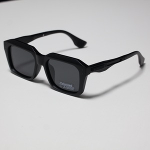 Lunettes de soleil polarisées carrées ZS-98503P pour hommes, monture noire, protection UV400, verres TAC, monture en plastique et métal - Product Image 3