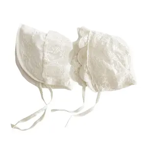 Acessórios da criança 0-18M Lace Hollow Baby Bonnet Newborn Hat Para Meninas Branco Verão Do Bebê Proteção Solar Princesa Infantil Chapéus