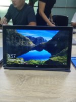 Tablette Ordinateur Portable 13.3 Pouces Intel Core I5 I7 4Go+128Go 8Go+256Go Coque Métallique Surface pour Bureau et Domicile