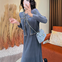 Direkt vom Hersteller: Damenmode-Kleid, Stretch-Casual-Top und Kleid im 2-teiligen Set, Miyake Plissee-Kleid