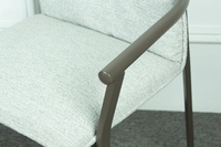 Chaise de salle à manger moderne en tissu vert au design patchwork européen avec pied en poudre noire pour la salle à manger à la maison