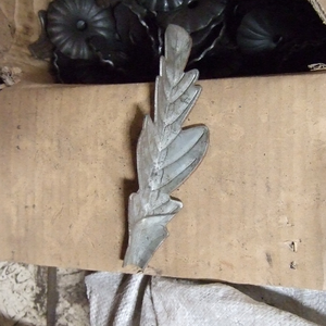 metal gate leaf decoration - Product Image 1