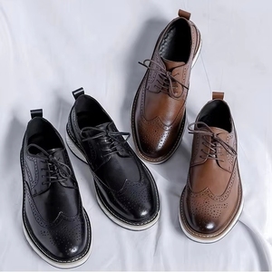 Chaussures montantes style britannique en patchwork marron, avec lanière en cuir huilé, rehaussantes et légères pour l'automne - Product Image 2