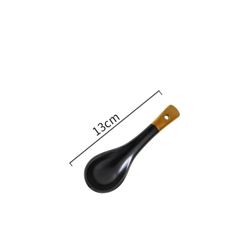 Cuillère noire13cm