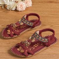 Nouvelles sandales plates tendance pour femme 2025 – Tongs polyvalentes à bout rond et bride unique pour la plage