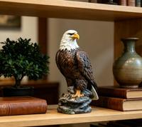 Estatua de águila calva pintada a mano en resina, escultura de la bandera estadounidense, amor patriótico, personalizable, figura de Año Nuevo para el hogar u oficina