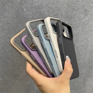 Funda Magnética Mate de Alta Calidad con Rayas para iPhone 17 14 15 16 Pro Max, Ultra Delgada, Rígida, Resistente a Impactos - Product Image 2