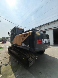 Excavatrice d'occasion Hyundai 220lc 9s d'origine coréenne, 20 tonnes, à vendre. Excavatrice Hyundai 220lc d'occasion, d'origine Corée. - Product Image 5