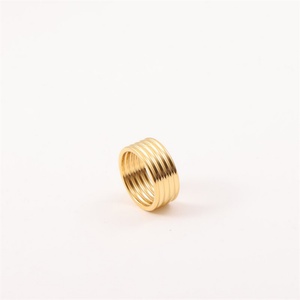 Anillo de Joyería Minimalista para Mujer, Accesorios, Anillos de Dedo de Aro Chapados en Oro - Product Image 4