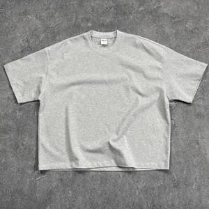 Camiseta Básica de Alta Calidad 100% Algodón para Hombre, Marca de Moda Pesada, Logotipo Personalizado al por Mayor, Camiseta para Hombre - Product Image 3
