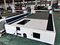 Découpeuse laser à fibre à lit ouvert MAX 3015 avec source 3KW ou 6KW, bleu blanc, processeur CNC pour métaux, certifiée CE
