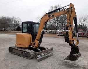 Mini-excavatrice sur chenilles Cat305.5e de la marque mondiale EPA, vendue à bas prix - Product Image 4