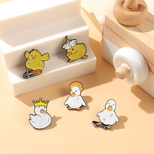 Belle Animal émail broche personnalisé vilain Skate oie canard poulet broche sac épinglette dessin animé drôle Badge bijoux <span class=keywords><strong>cadeau</strong></span> pour enfant - Product Image 5