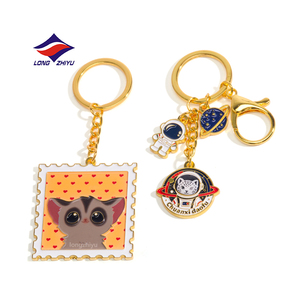 Longzhiyu, 20 Años de Experiencia, Llaveros Personalizados con Logotipo en Esmalte Dorado, Llaveros Kawaii, Lindos Llaveros de Anime, Fabricante de Llaveros para Bolsos - Product Image 1