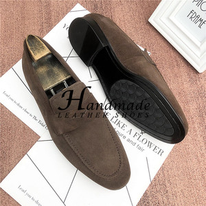 Zapatos de cuero genuino hechos a mano, nuevo estilo, zapatos casuales de negocios para hombre, mocasines de cuero para hombre, zapatos individuales con cubierta de gamuza. - Product Image 5