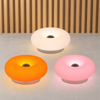 Lámpara de Escritorio Moderna con Forma de Donut - Lámpara de Pared de Doble Función con Control Táctil y Tres Colores Ajustables, Lámpara de Noche para Dormitorio
