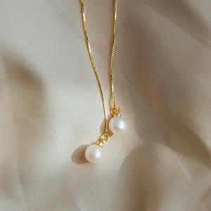 Pendientes de Oro E3843 con Perla Cultivada Redonda AAA de 17 cm, Joyería Clásica Chapada en Oro para Mujer - Product Image 5