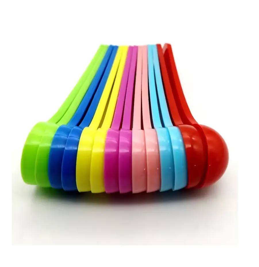 ملعقة بلاستيكية ملونة 0.5 جم 1 مل للمعايرة تستخدم مرة واحدة للمشروبات والشاي والقهوة والحليب والمساحيق مقاس 71 مم