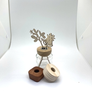 Diffuseur en bois en gros avec bouchon en bois naturel, logo personnalisé, 10 ml, anti-fuite, parfum, vente directe d'usine, couvercle de diffuseur en bois personnalisé - Product Image 3