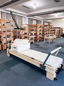 Tour commerciale de réformateur de Pilates Beige en bois d'érable Machine de Pilates de réformateur en bois avec tour pour Home Studio - Product Image 2