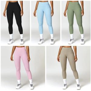 YUKE, venta al por mayor, superventas de 2024, conjuntos de Yoga, <span class=keywords><strong>mallas</strong></span> <span class=keywords><strong>para</strong></span> <span class=keywords><strong>mujer</strong></span>, correr al aire libre, <span class=keywords><strong>gimnasio</strong></span>, Fitness, ropa activa, conjuntos de entrenamiento <span class=keywords><strong>para</strong></span> <span class=keywords><strong>mujer</strong></span> - Product Image 3