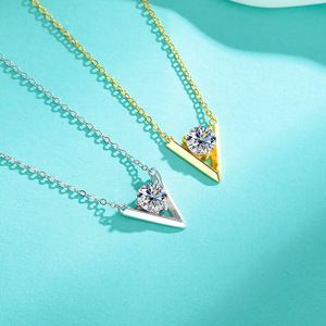 2025년 패션 925 실버 금도금 변색 방지 <span class=keywords><strong>V</strong></span>형 펜던트 목걸이 라운드 컷 1캐럿 VVS1 GRA 모이사나이트 여성 주얼리 - Product Image 6