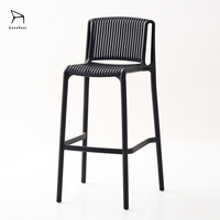 Tabouret de bar pour comptoir de cuisine, design moderne, très vendu Chaise de bar pour club de sport Chaise haute de bar en plastique coloré
