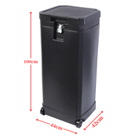Valise de rangement à roulettes en tissu pour présentoirs pliables, légère, durable et facile à transporter pour les salons professionnels et les événements.