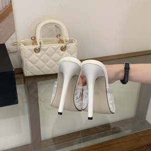 Mules à talons hauts en maille de luxe 2026, à enfiler, de créateur, faciles à porter, élégantes, sophistiquées, avec perles, pour mariage - Product Image 5