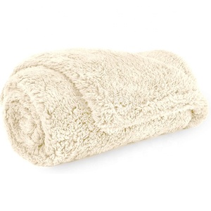 Super suave y esponjoso perro mascota Sherpa mantas al por mayor - Product Image 2