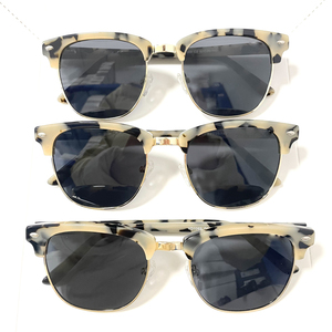 <span class=keywords><strong>Lunettes</strong></span> <span class=keywords><strong>de</strong></span> soleil <span class=keywords><strong>de</strong></span> luxe tendance pour hommes et femmes, <span class=keywords><strong>de</strong></span> haute qualité, avec verres anti-reflet, <span class=keywords><strong>monture</strong></span> intégrale, protection oculaire intégrée - Product Image 2