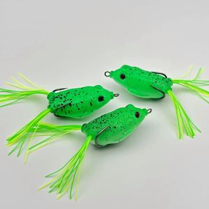 Leurres de pêche grenouille de surface de haute qualité, directement d'usine, 8g 11g, appâts souples artificiels avec jupes imprimées, vente directe en gros - Product Image 1