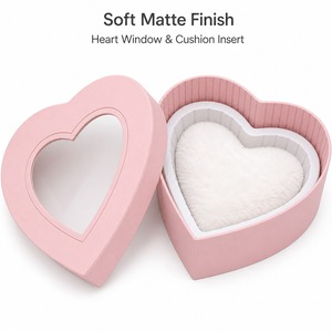 Boîte cadeau rose pastel mate en forme de cœur avec fenêtre et insert en acétate pour chocolats et bijoux, vente en gros directe usine - Product Image 2