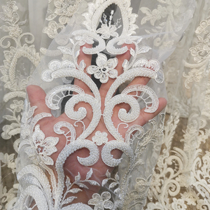 Elegante Tessuto in <span class=keywords><strong>Tulle</strong></span> Fatto a Mano per Abiti da Sposa, Lussuoso Pizzo <span class=keywords><strong>Bianco</strong></span> con Ricami 3D e Perline Pesanti - Product Image 1