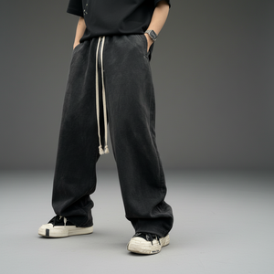 Pantaloni Sportivi da Uomo Personalizzati con Vita Elastica, Gamba Larga, Stile Baggy, con Tasche e Cintura, Taglia Grande, Colore Nero Lavato - Product Image 5