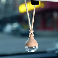 Lot de 100 diffuseurs de parfum pour voiture à suspendre avec bouchon à vis et boîte cadeau pour désodorisant automobile