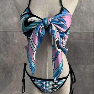 Set Bikini Stampato 3 Pezzi con Copricostume Sarong, <span class=keywords><strong>Costume</strong></span> da Bagno Retrò Colorato con Gonna Avvolgente per Vacanze al Mare - Product Image 3