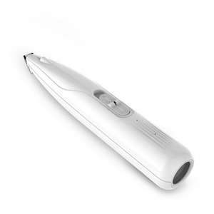 Tondeuse pour animaux de compagnie avec lumière UV pour l'épilation partielle des pattes de chat - Product Image 1