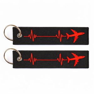 Vente en gros de porte-clés double face en tissu brodé avec logo personnalisé et anneau porte-clés - Product Image 1