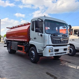 Camion-<span class=keywords><strong>citerne</strong></span> Dongfeng 4x2 15000L RHD 190HP pour le transport d'essence, camion-<span class=keywords><strong>citerne</strong></span> à moteur diesel - Product Image 4