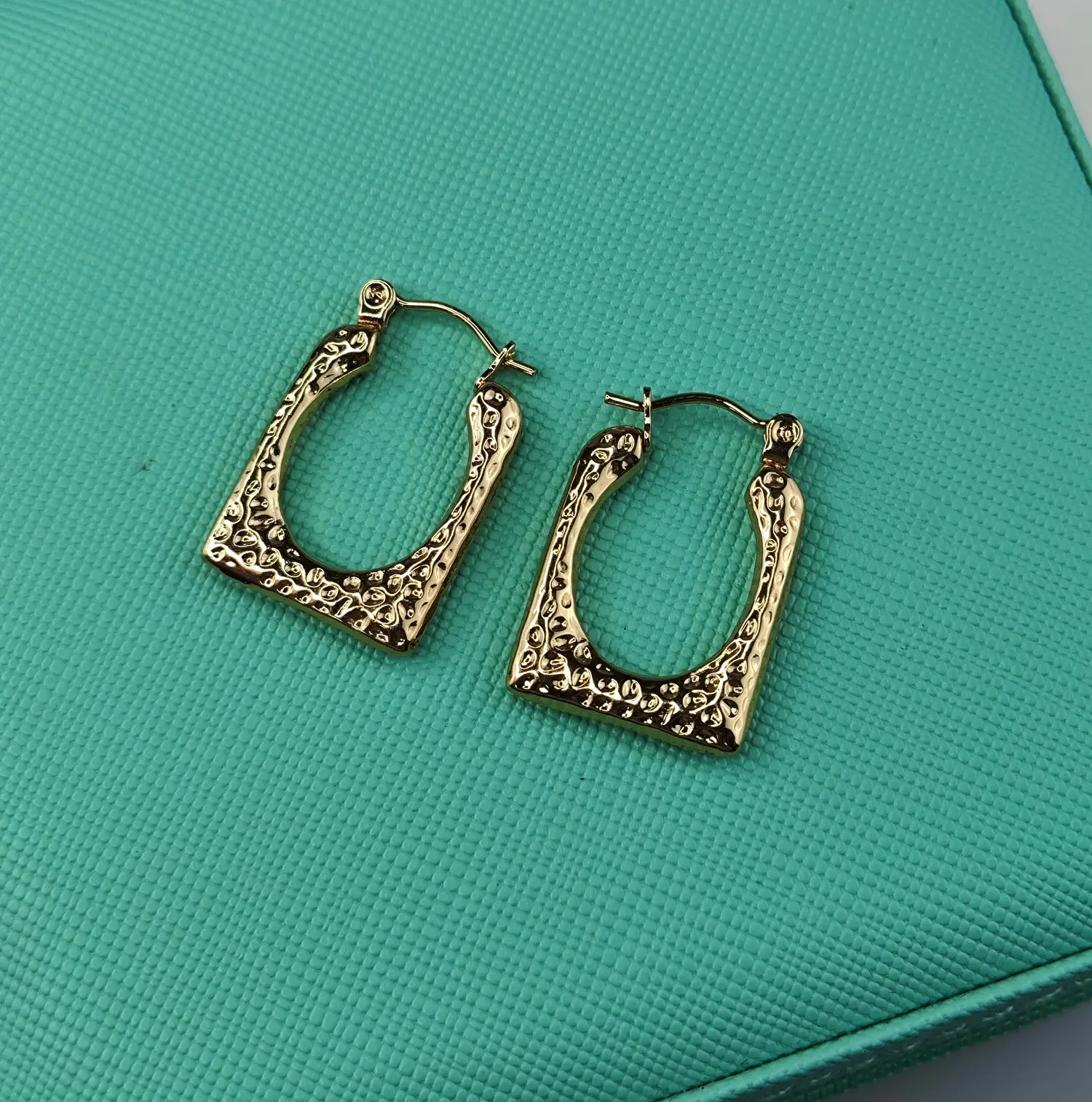 Wholesale Fashion INS Trendy bulk free shipping Stainless Steel 14k 18k gold plated women gold plated Jewelry earrings