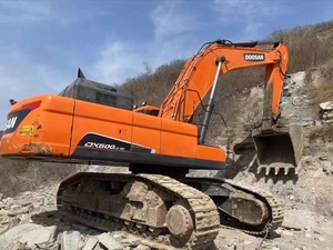 รถขุดตีนตะขาบ Doosan DX500LC 50 ตัน พร้อมเครื่องยนต์คัมมินส์ ระบบไฮดรอลิกคาวาซากิ บุ้งกี๋ขุดดิน - อุปกรณ์หนักมือสอง - Product Image 3
