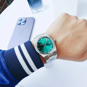 <span class=keywords><strong>Reloj</strong></span> de Cuarzo PRX Calidad Original con Cristal de Zafiro Luminoso e Impermeable, Diseño Elegante de Negocios en Acero Inoxidable, Artículo de Lujo al por Mayor - Product Image 4