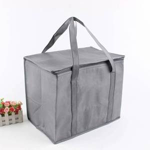 Bolsa Térmica Promocional Reciclable de Gran Capacidad, Aislada con Lámina de Aluminio Tejida, Impresión Digital para Auto, Exteriores y Catering - Product Image 4