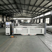 Centre d'usinage à changement d'outils automatique (ATC) pour le traitement des profilés en aluminium, routeur CNC pour la fabrication de fenêtres et de portes