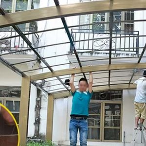 Abris de stationnement intérieur et extérieur Auvents recouverts d'aluminium Garages Hangars pour voitures et motos Garages Auvent Porte de garage - Product Image 4